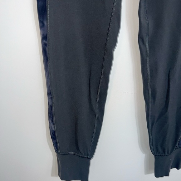 Lululemon Align Jogger Track Stripe Graphite Grey/Diamond Dye Pitch Graphite - Picture 4 of 15